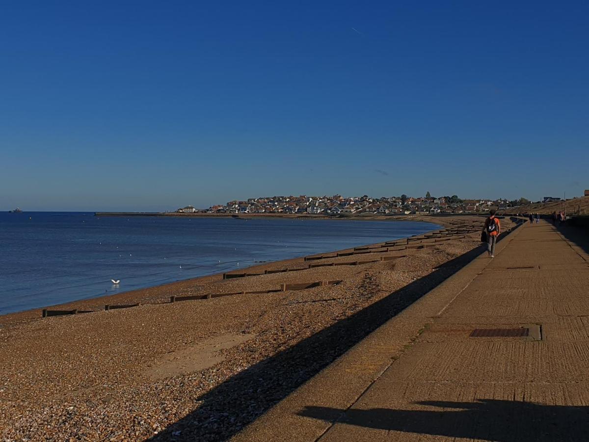 Sky By The Sea Hotel Whitstable Exterior foto
